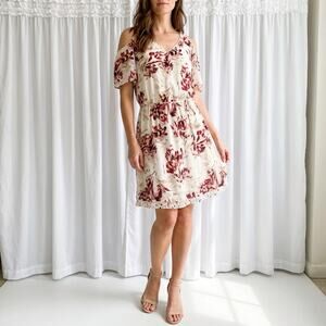 White House Black Market Cold Shoulder Floral Mini Dress Women’s Size 6P